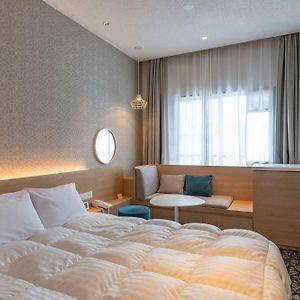 Standard Zimmer mit Kingsize-Bett